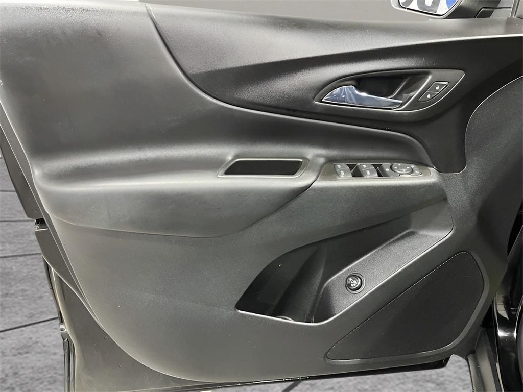 used 2022 Chevrolet Equinox car, priced at $22,964