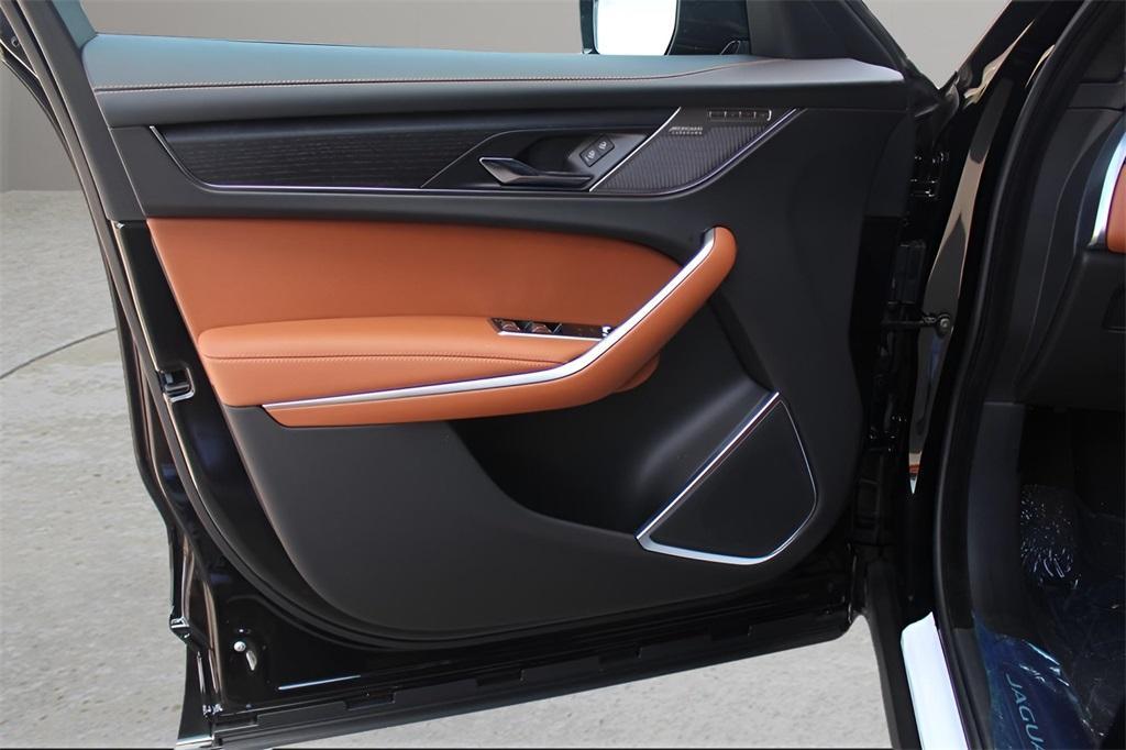 new 2026 Jaguar F-PACE car