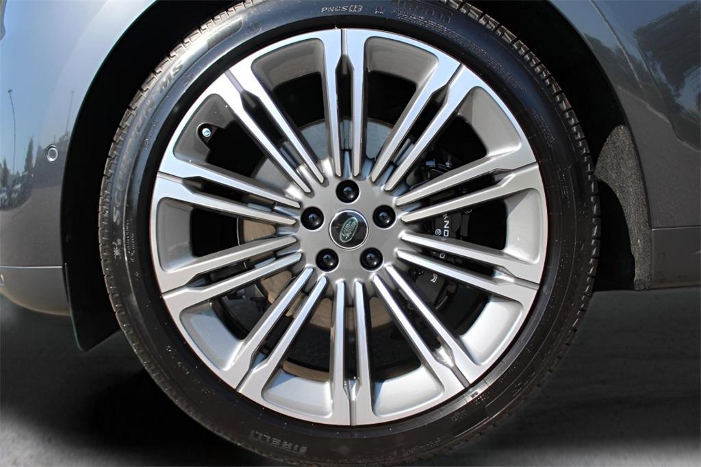 new 2025 Land Rover Range Rover Sport car, priced at $92,655