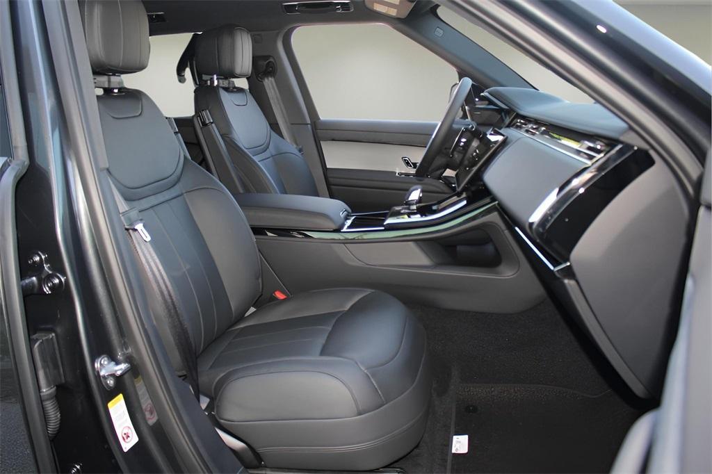 new 2025 Land Rover Range Rover Sport car, priced at $92,655
