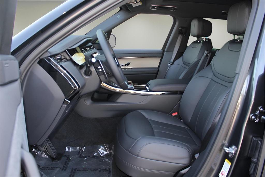 new 2025 Land Rover Range Rover Sport car, priced at $92,655