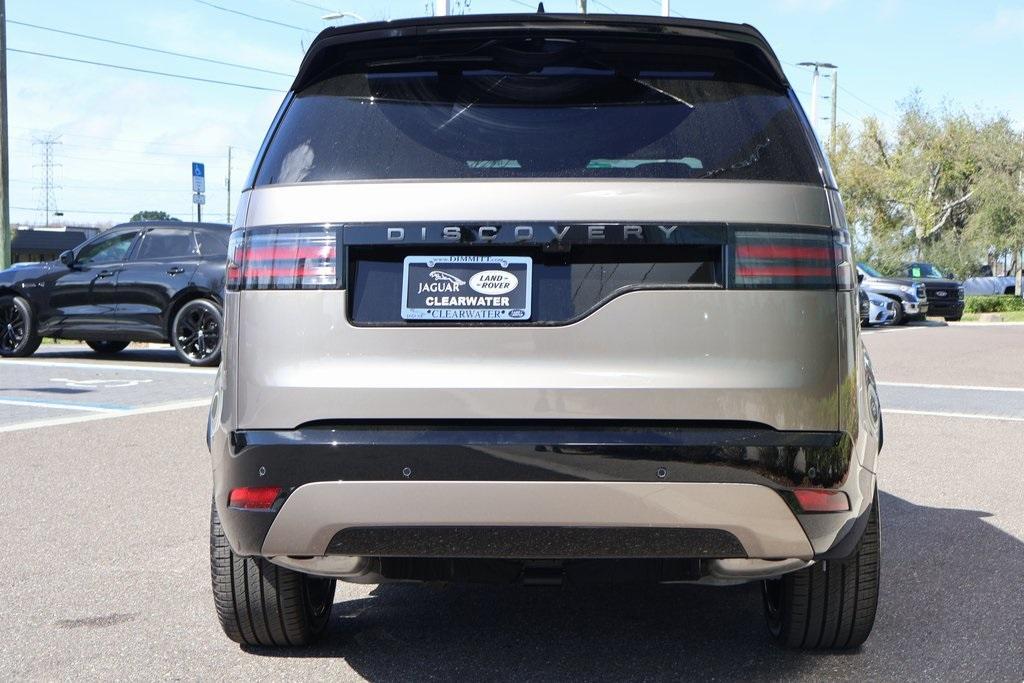 new 2025 Land Rover Discovery car, priced at $79,828