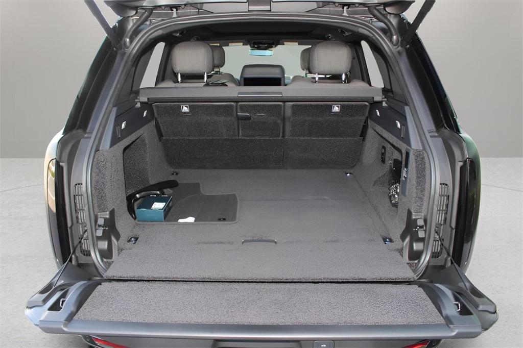 new 2025 Land Rover Range Rover car, priced at $158,230