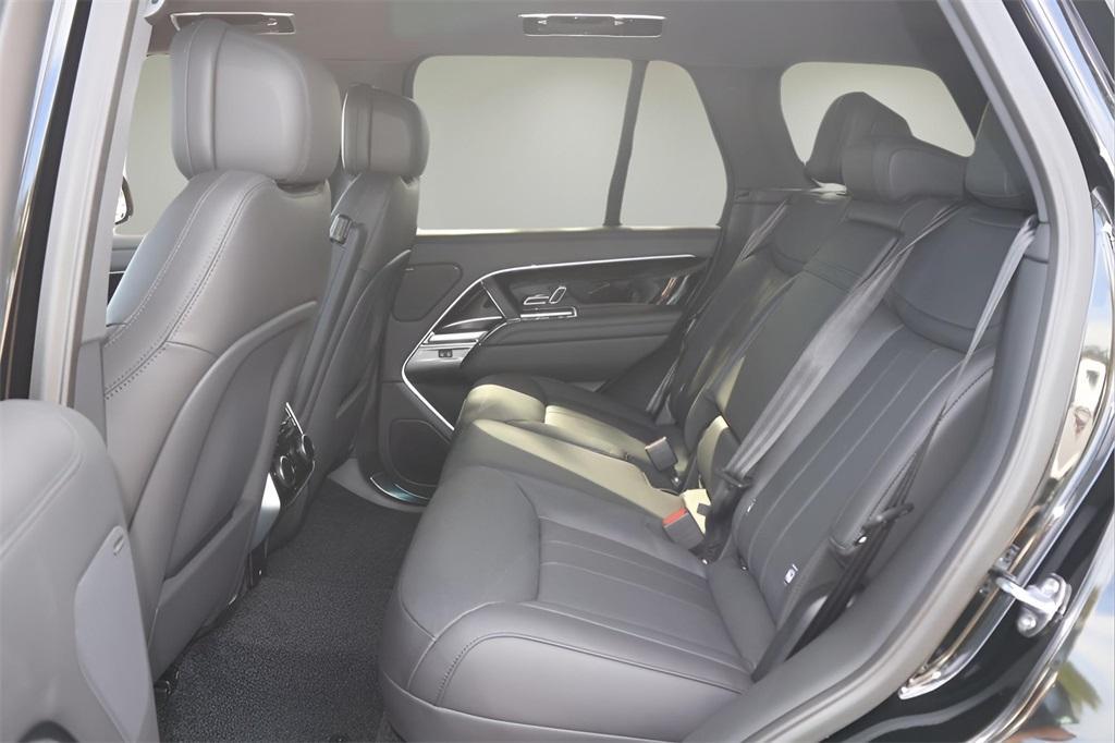 new 2025 Land Rover Range Rover car, priced at $121,705