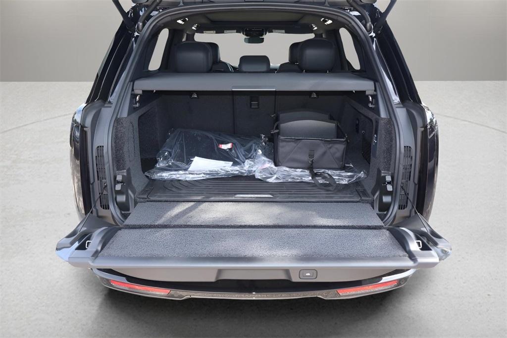 new 2025 Land Rover Range Rover car, priced at $121,705