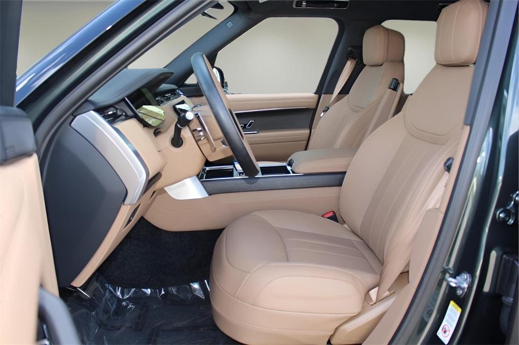 new 2025 Land Rover Range Rover car, priced at $143,955