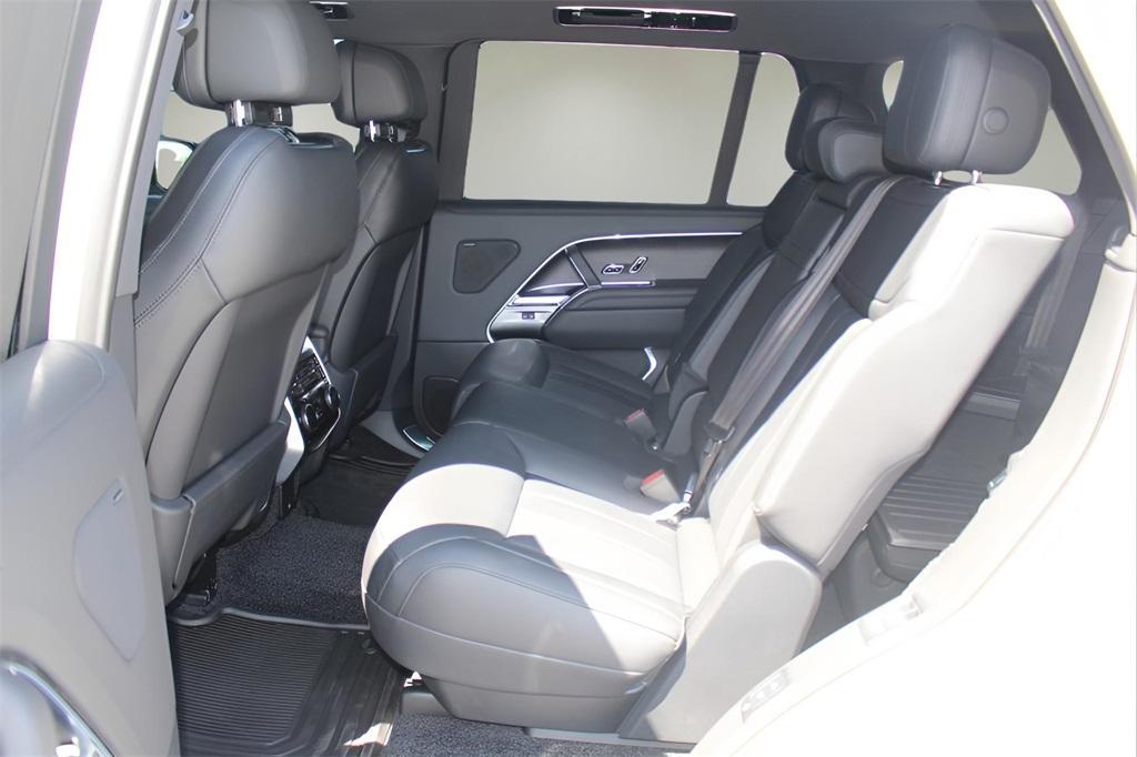 new 2025 Land Rover Range Rover car, priced at $133,545