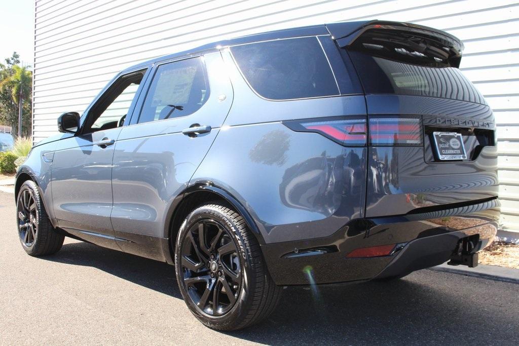 new 2025 Land Rover Discovery car, priced at $77,978