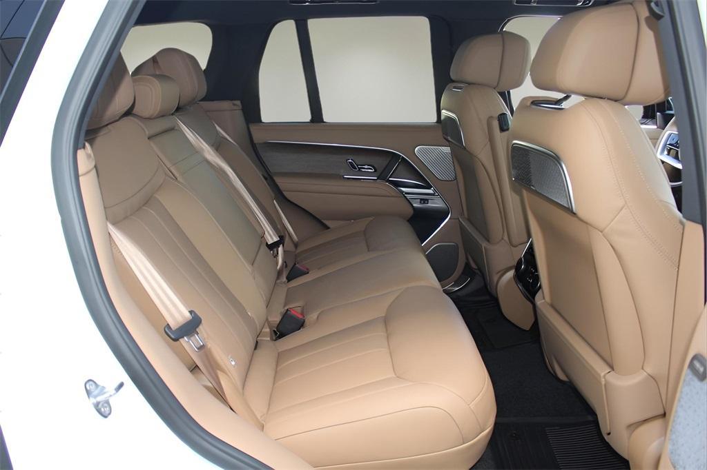 new 2025 Land Rover Range Rover car, priced at $154,530