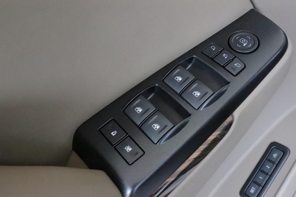 used 2018 GMC Yukon car, priced at $29,808