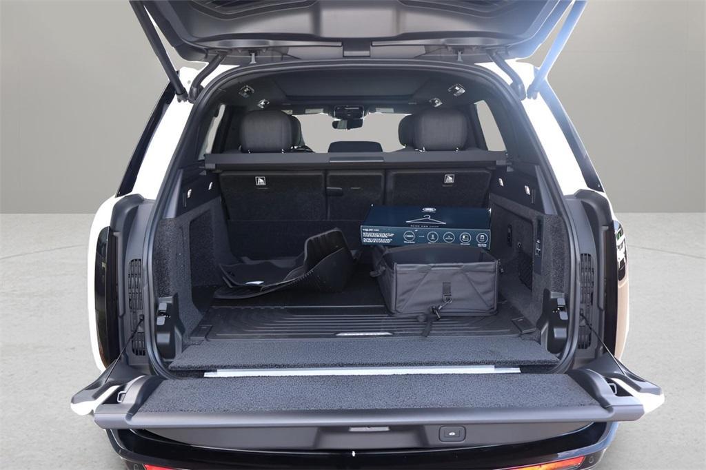 new 2025 Land Rover Range Rover car, priced at $161,245