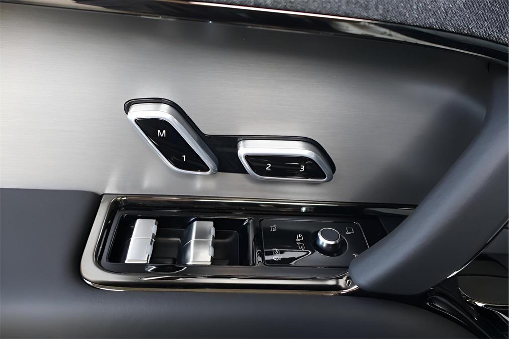 new 2025 Land Rover Range Rover Sport car, priced at $122,930