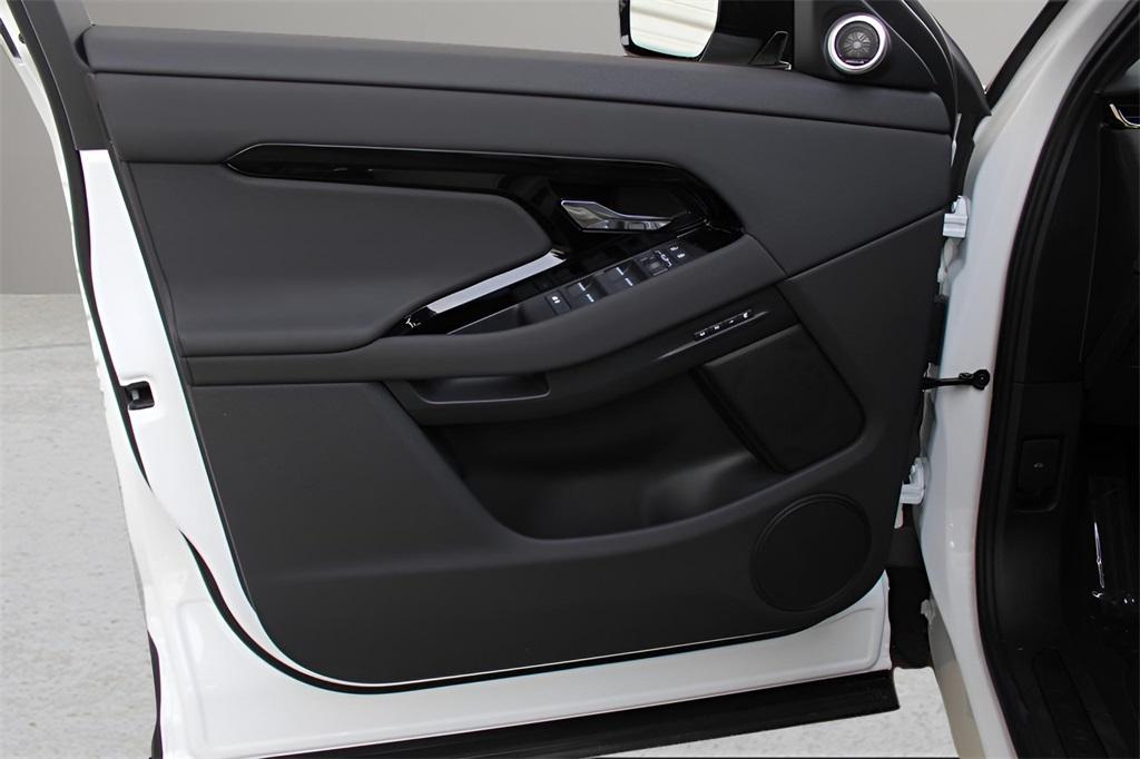 new 2026 Land Rover Range Rover Evoque car