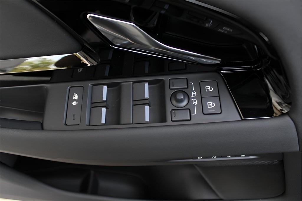 new 2026 Land Rover Range Rover Evoque car