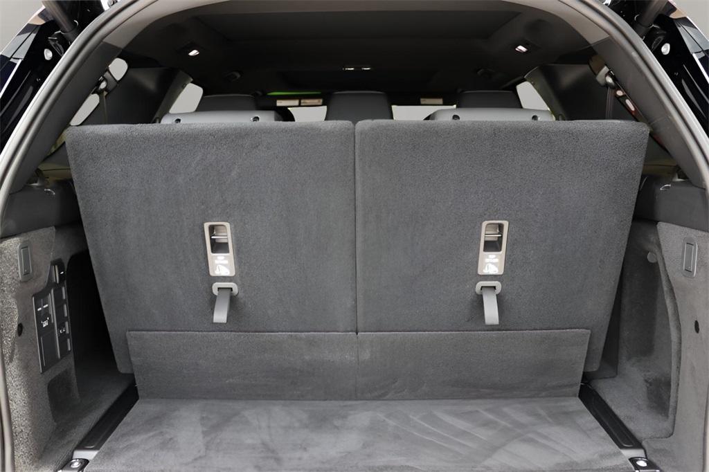 used 2025 Land Rover Discovery car, priced at $70,855
