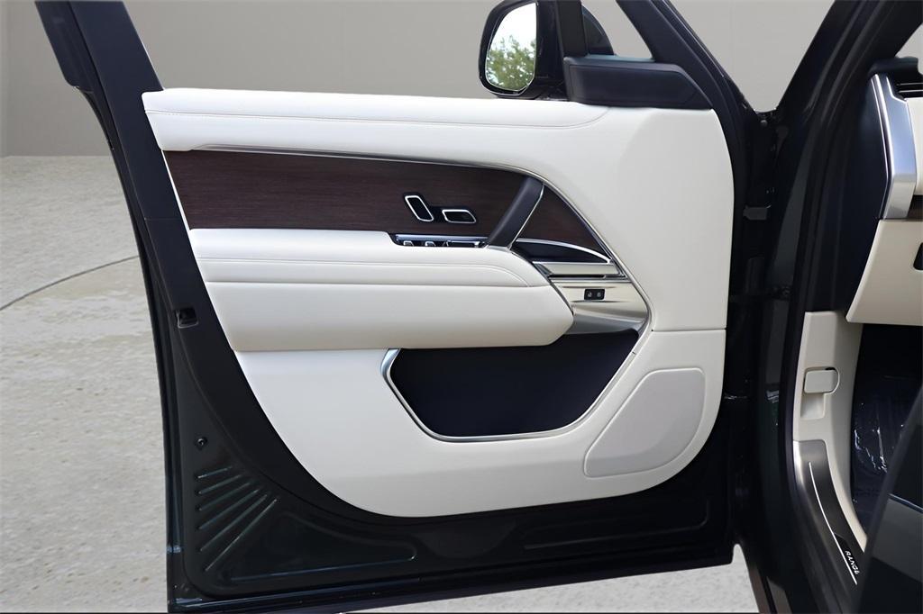 new 2025 Land Rover Range Rover car, priced at $137,980