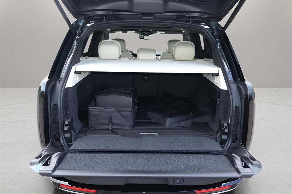new 2025 Land Rover Range Rover car, priced at $137,980
