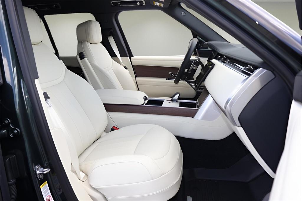 new 2025 Land Rover Range Rover car, priced at $137,980