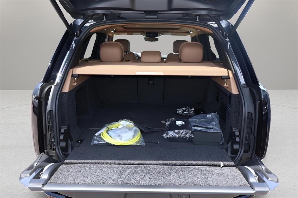 new 2025 Land Rover Range Rover car, priced at $134,090