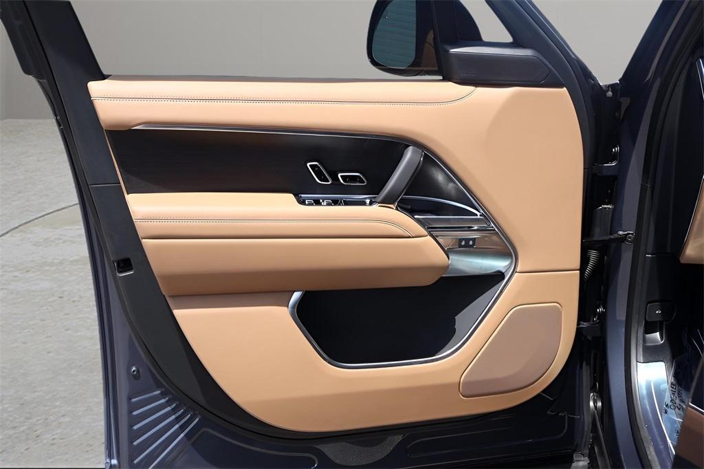 new 2025 Land Rover Range Rover car, priced at $134,090