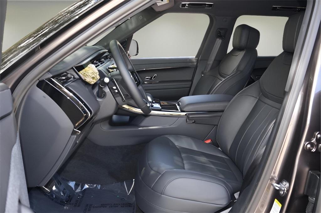 new 2025 Land Rover Range Rover Sport car, priced at $102,200