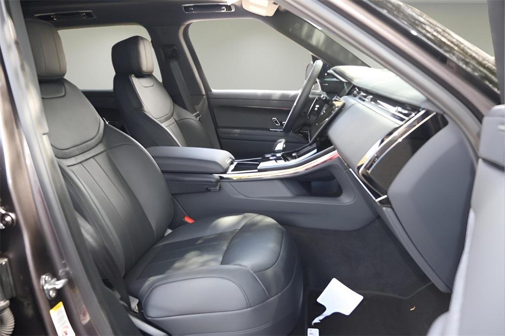 new 2025 Land Rover Range Rover Sport car, priced at $102,200