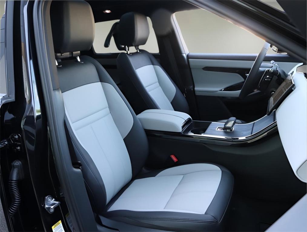 new 2026 Land Rover Range Rover Evoque car