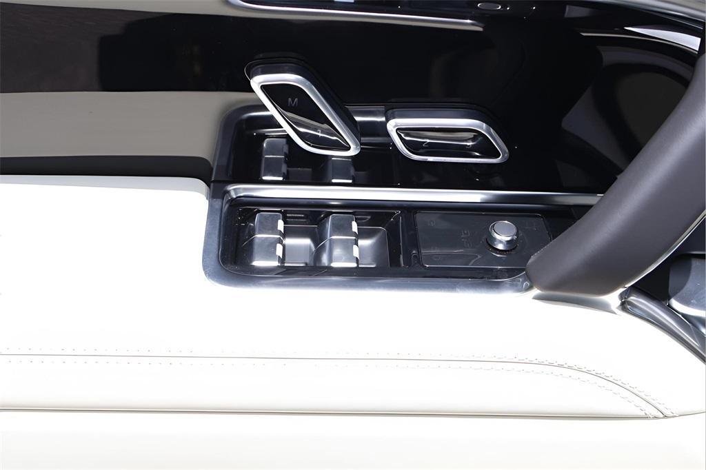 new 2025 Land Rover Range Rover car, priced at $168,325