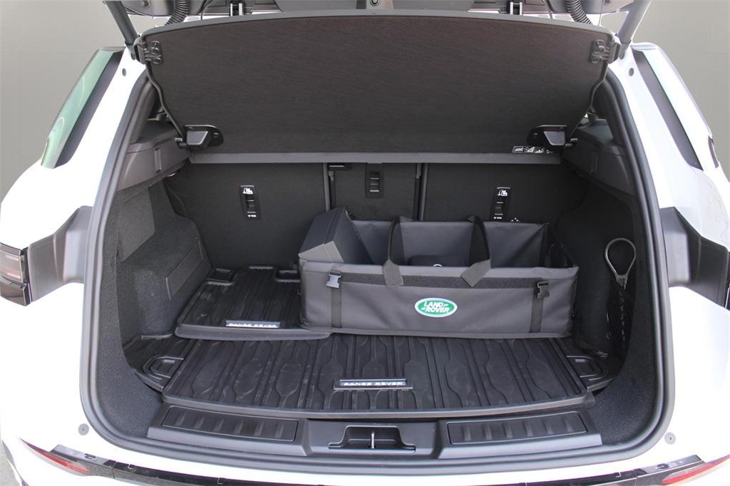 new 2026 Land Rover Range Rover Evoque car