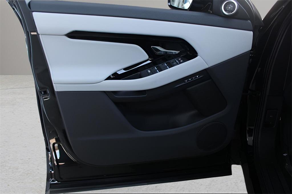 new 2026 Land Rover Range Rover Evoque car