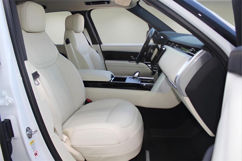 new 2025 Land Rover Range Rover car, priced at $127,410