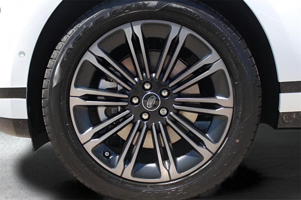 new 2026 Land Rover Range Rover Evoque car