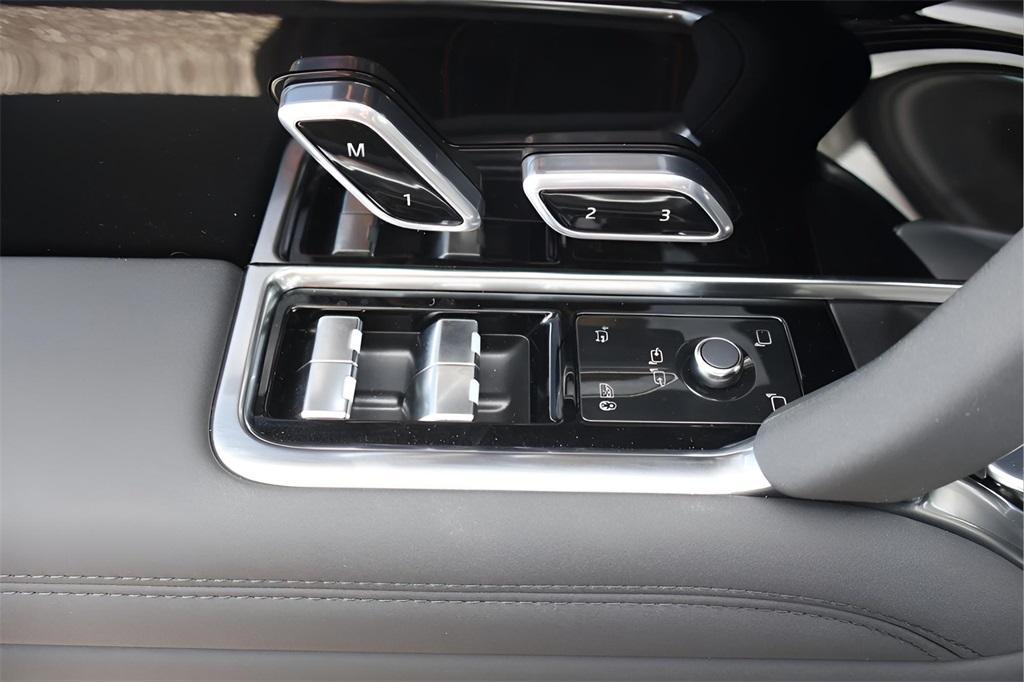 new 2025 Land Rover Range Rover car, priced at $129,905