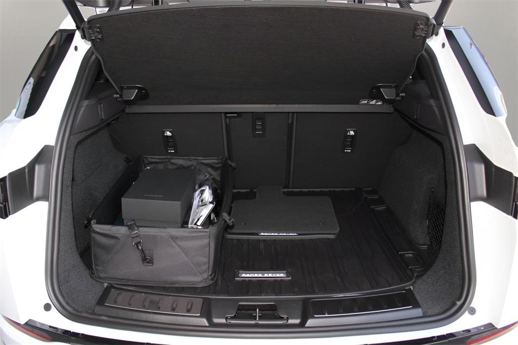 new 2026 Land Rover Range Rover Evoque car
