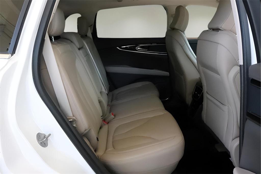 used 2022 Lincoln Nautilus car, priced at $35,962