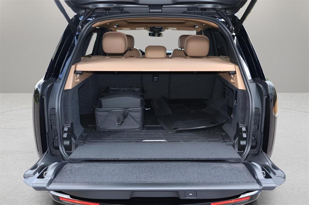 new 2025 Land Rover Range Rover car, priced at $137,555
