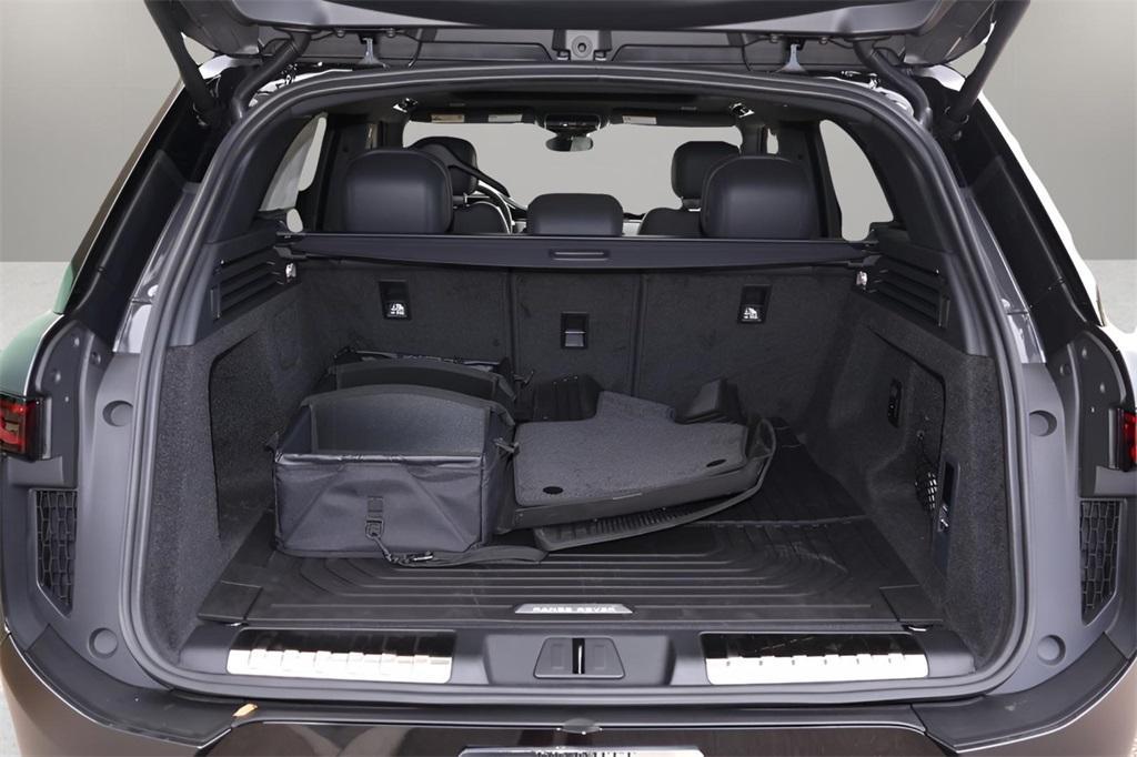 new 2025 Land Rover Range Rover Sport car, priced at $108,950