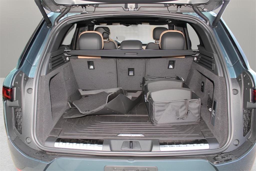 new 2025 Land Rover Range Rover Sport car, priced at $124,240