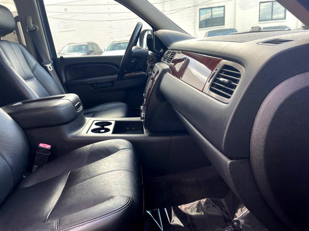 used 2013 Chevrolet Suburban car, priced at $11,990