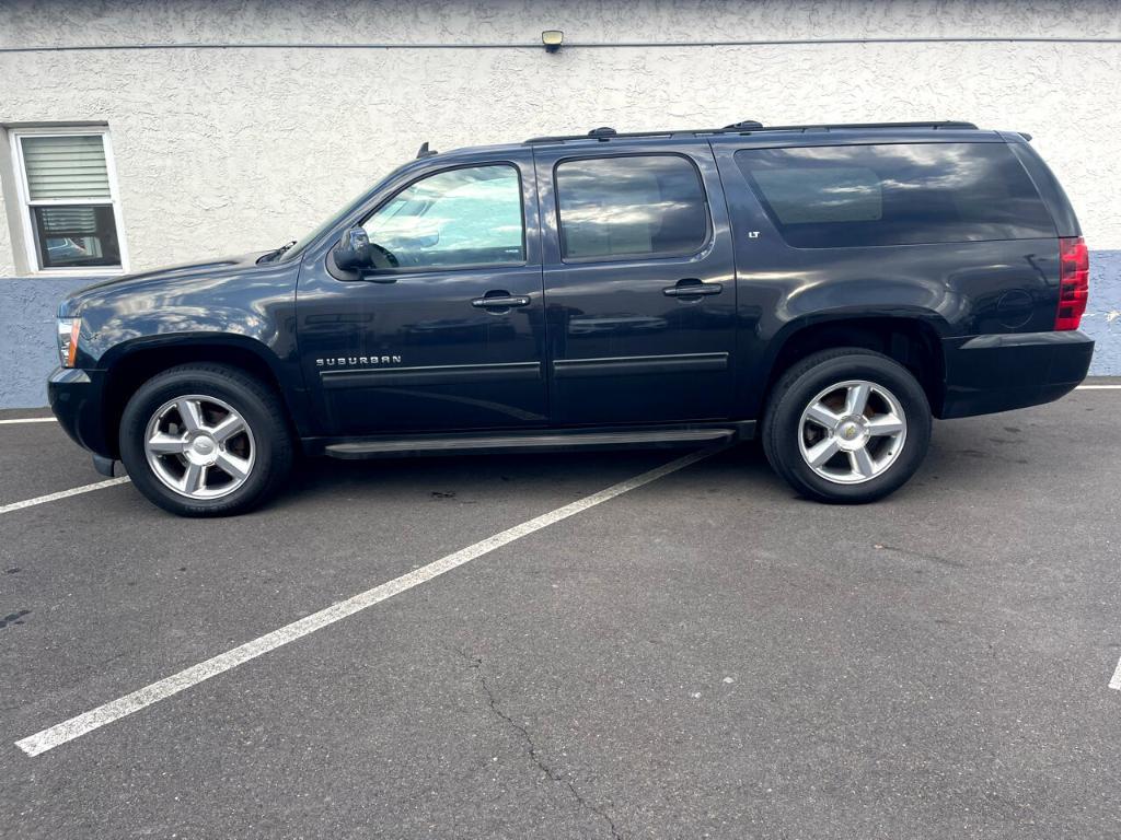 used 2013 Chevrolet Suburban car, priced at $11,990