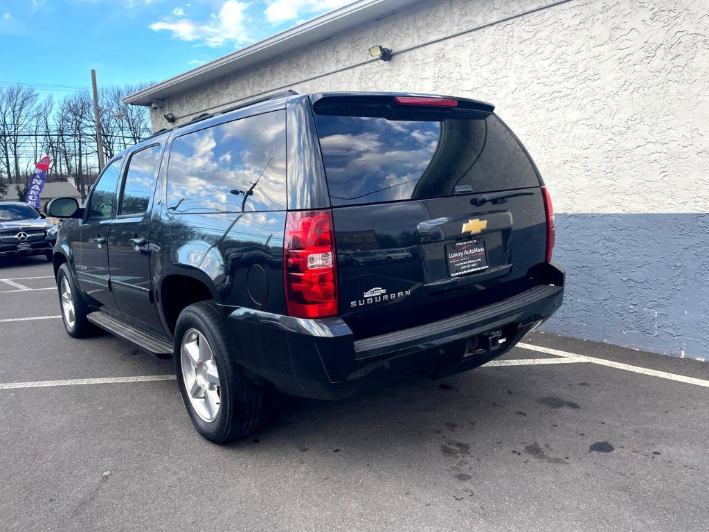 used 2013 Chevrolet Suburban car, priced at $11,990