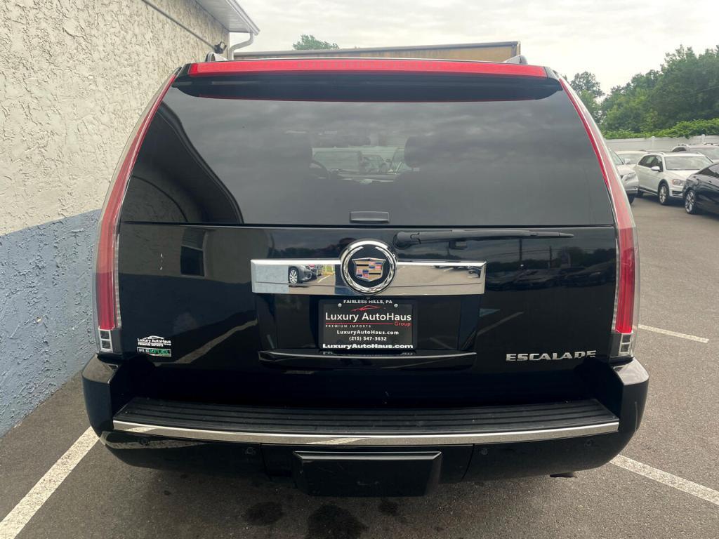 used 2011 Cadillac Escalade car, priced at $13,990