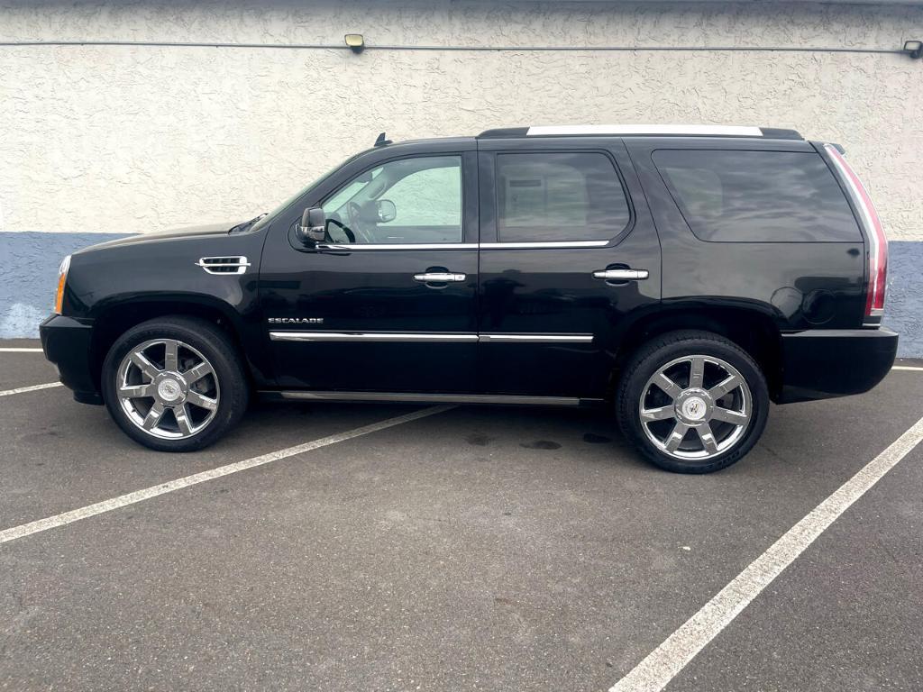used 2011 Cadillac Escalade car, priced at $13,990