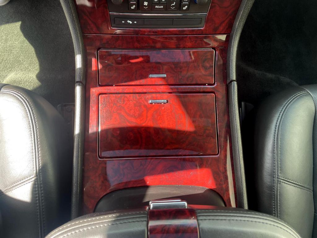 used 2009 Cadillac Escalade car, priced at $9,990