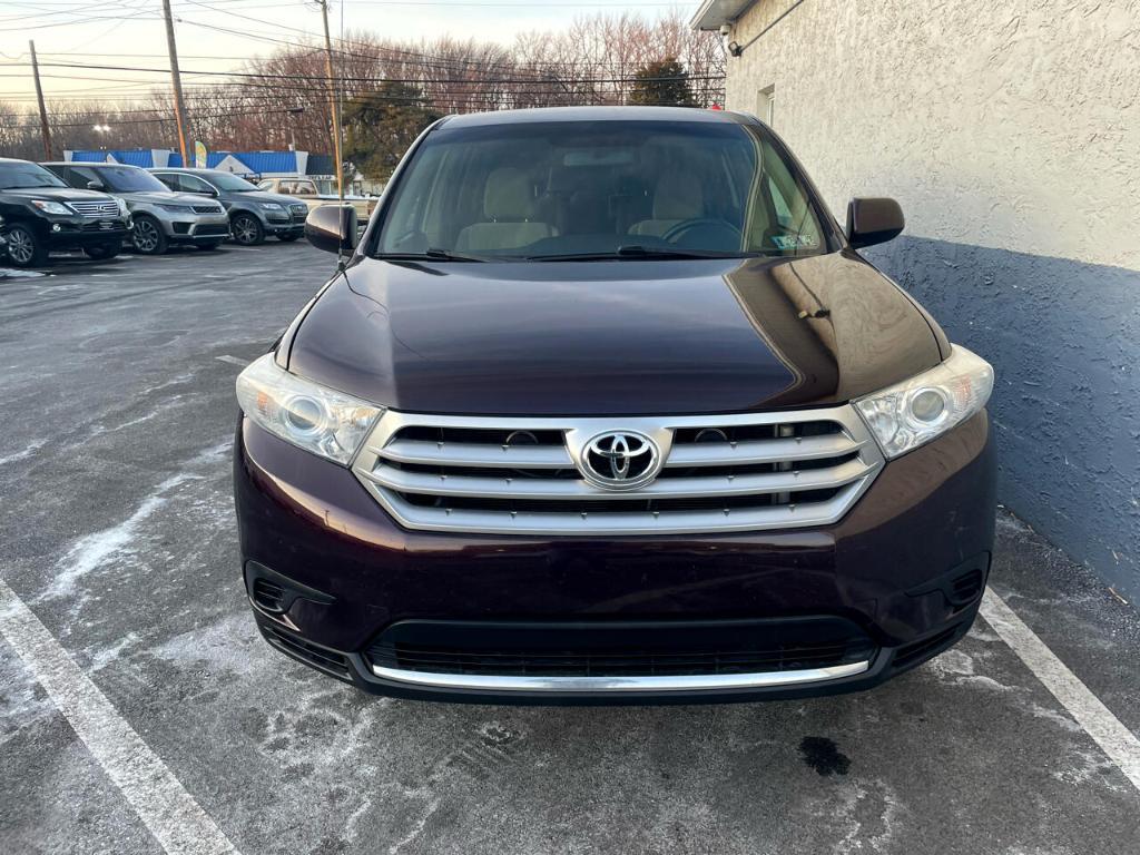 used 2012 Toyota Highlander car, priced at $11,990