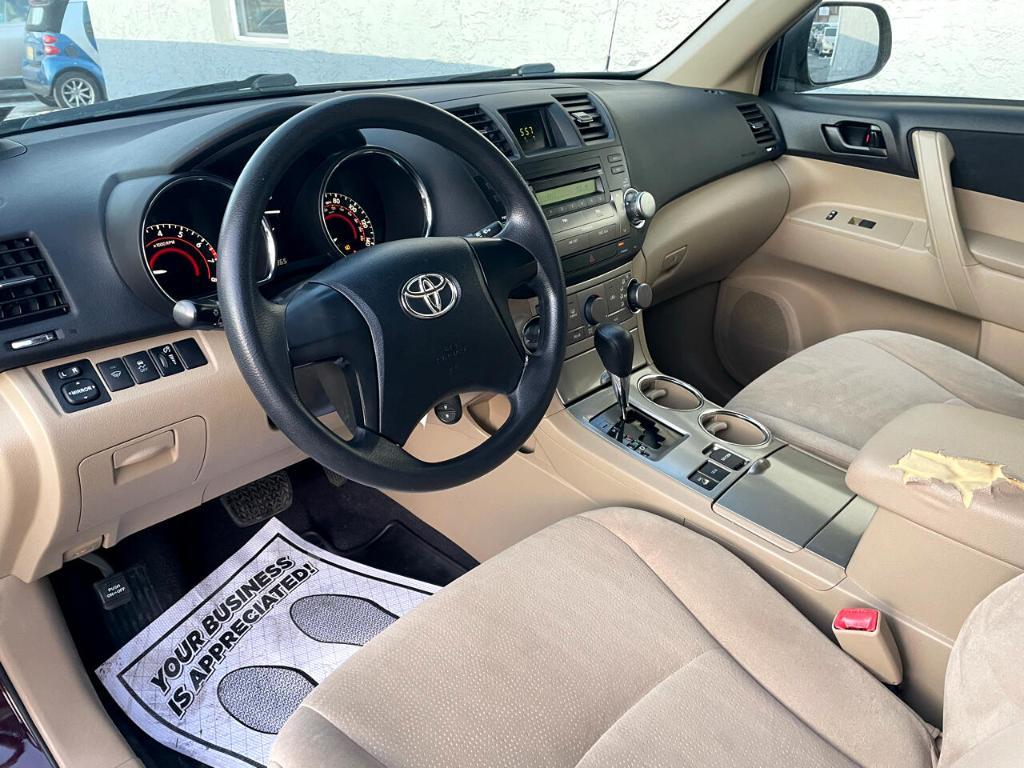 used 2012 Toyota Highlander car, priced at $11,990