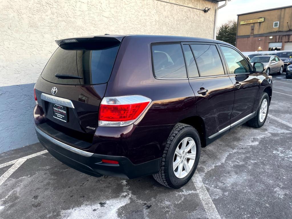 used 2012 Toyota Highlander car, priced at $11,990
