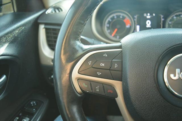 used 2016 Jeep Cherokee car, priced at $13,990