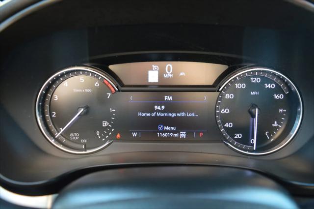used 2020 Cadillac XT4 car, priced at $17,990