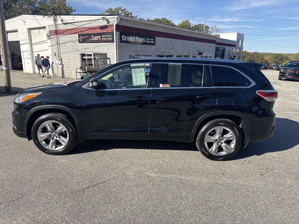 used 2016 Toyota Highlander car, priced at $21,990